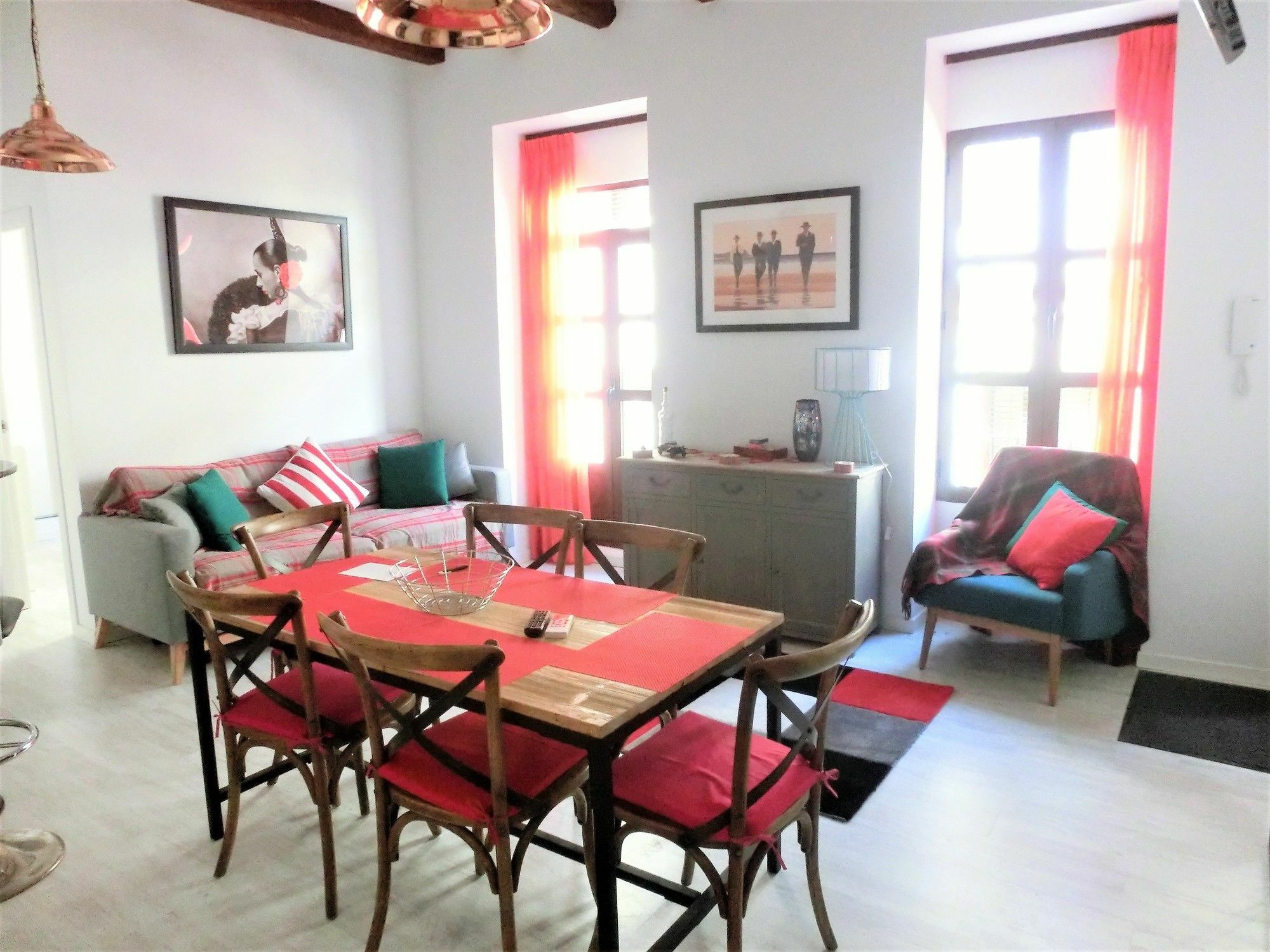 Total Lonja Appartement Valencia