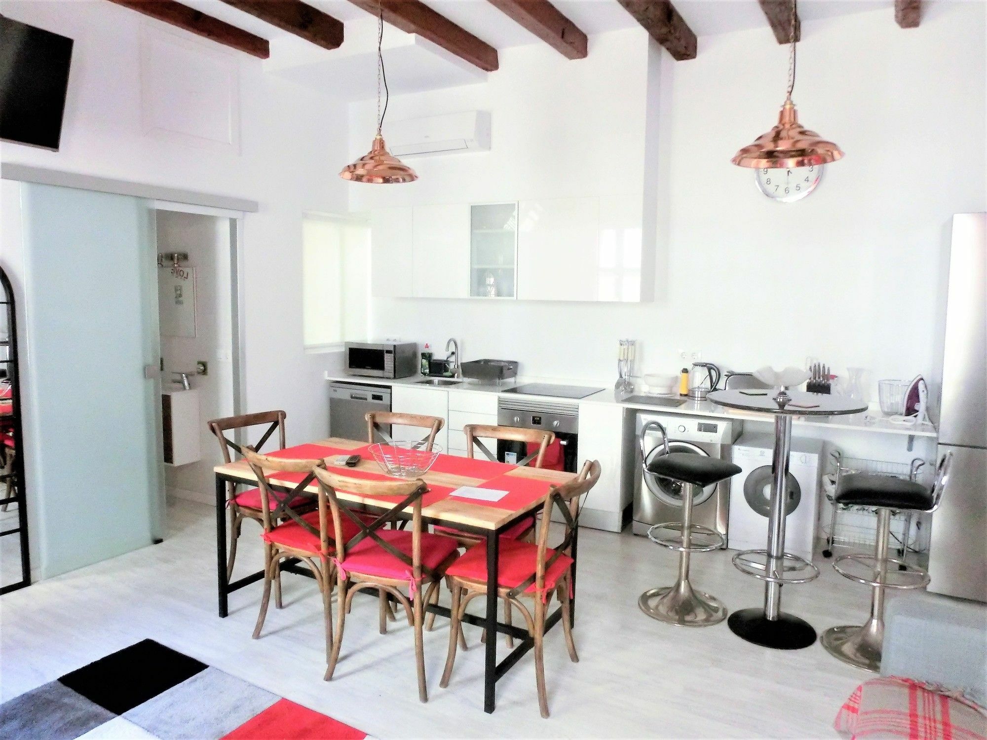 Total Lonja Appartement Valencia